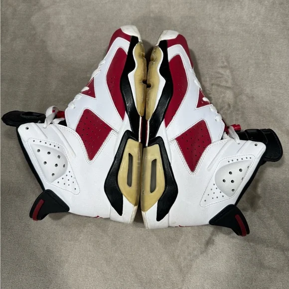 Air Jordan 6 Retro "Carmine" - Picture 9 of 11